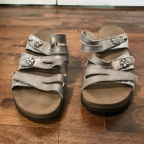 Romika 3 strap wedge sandal w/molded foot bed, 38 - Picture 4 of 12